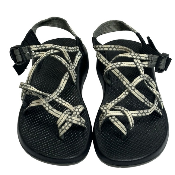 Chaco Gray & Black Sandals Adjustable Strap Toe Sling Size 8 Excellent Condition - Picture 5 of 16